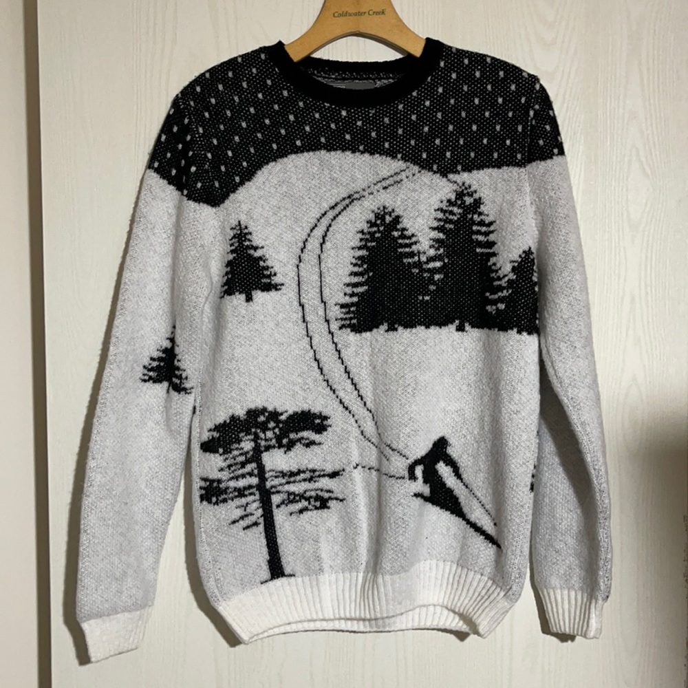 ASOS Men’s XS Ski Holiday Sweater